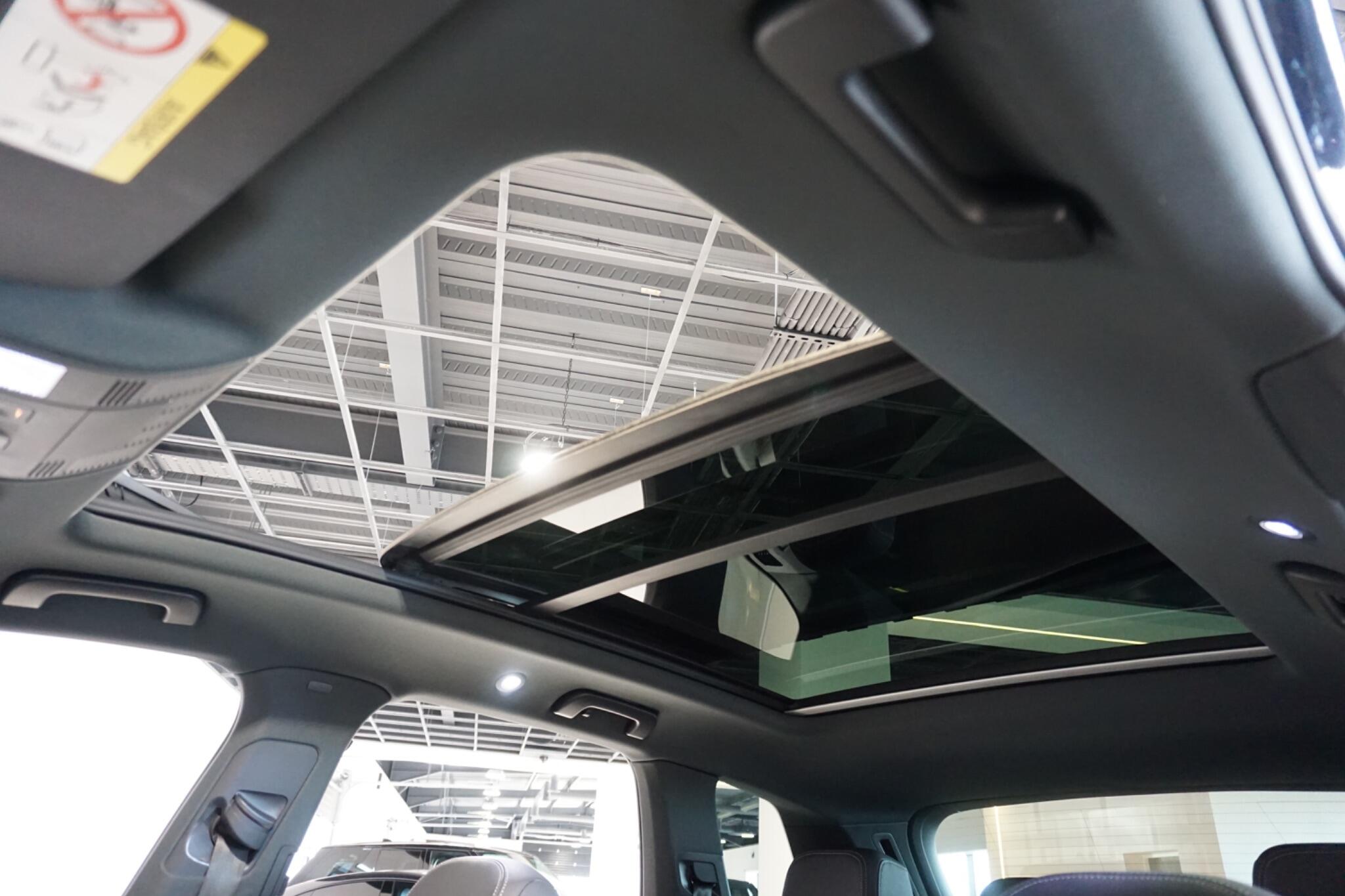 Volkswagen Touareg 3.0 TDI V6 Black Edition SUV 5dr Diesel Tiptronic 4Motion Euro 6 (s/s) (286 ps)